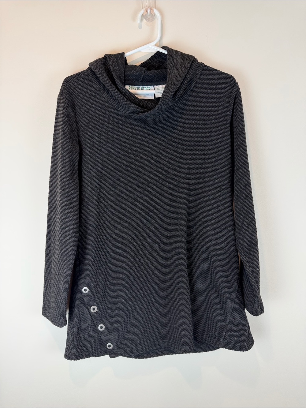 Rustic Ridge Black Hooded Knit Pullover with Grommet Accent Size Small